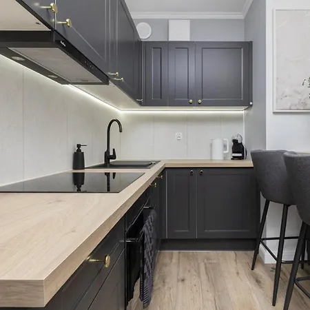 Plac Unii Srodmiescie By Renters