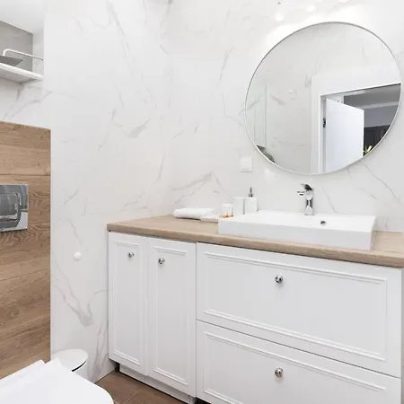 아파트 Plac Unii Srodmiescie By Renters *